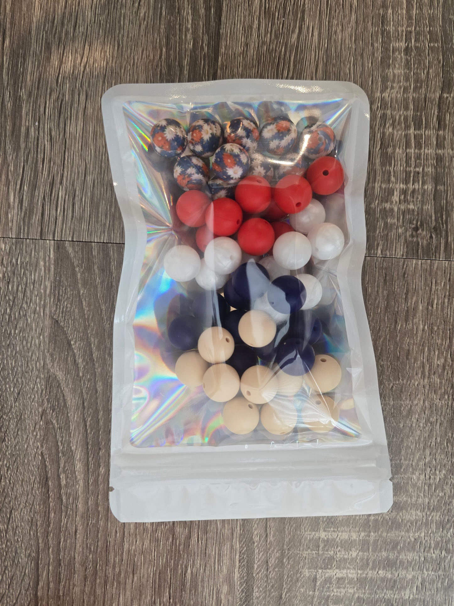 Red, White, & Blue Daisy Silicone Bead Mix