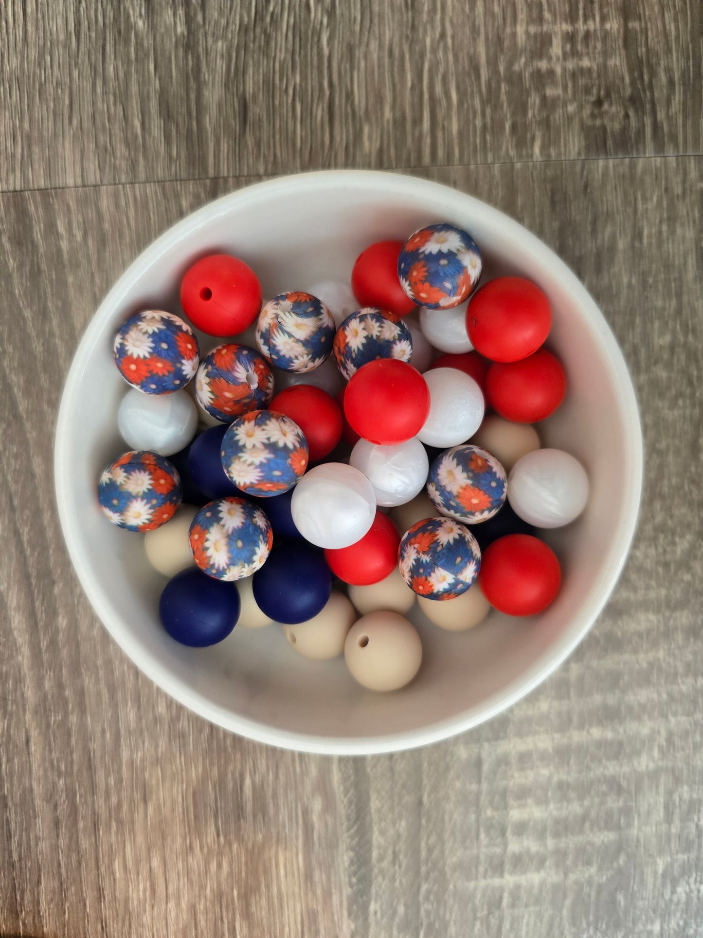 Red, White, & Blue Daisy Silicone Bead Mix