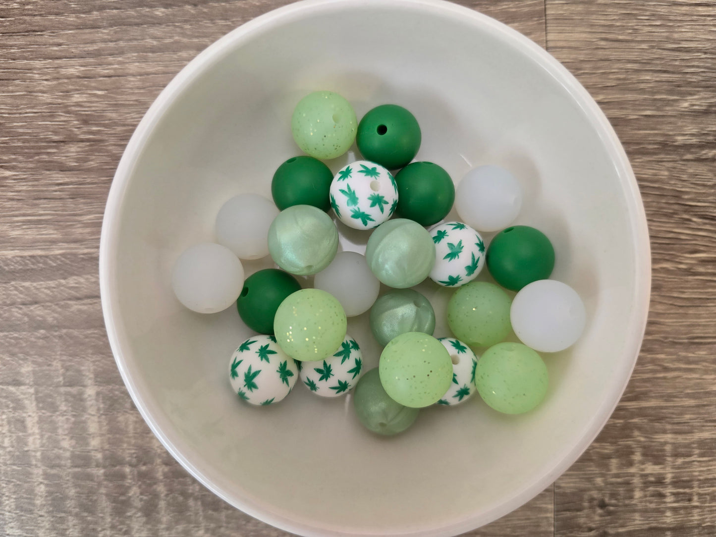 Pot Leaf Bulk Beads